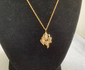 Gold Vermeil over sterling silver pendant & 18 “ Yellow Gold filled chain. - Picture 1 of 7