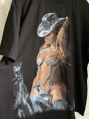 Camiseta Beyoncé Renaissance World Tour Concer Grande Negra Vaquera Oficial Foto 1 de 4