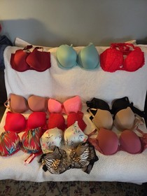 VICTORIA&rsquo;S SECRET BRAS 36DD Lot Of 14 