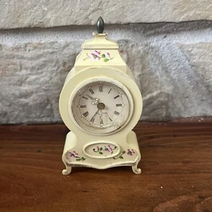 DE COLECCIÓN Westclox Reloj Despertador Flores 5” Alto X 2 1/2” Ancho Lindo Decoración Habitación Bebé - Imagen 1 de 12