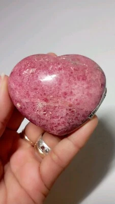 155g Coeur Rhodonite De Madagascar Pierre Lithothérapie Minéraux  - Photo 1/4