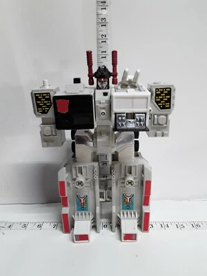 Original vintage 1985 Transformers G1 TAKARA Metroplex Autobot  NOT COMPLETE  - Image 1 of 4