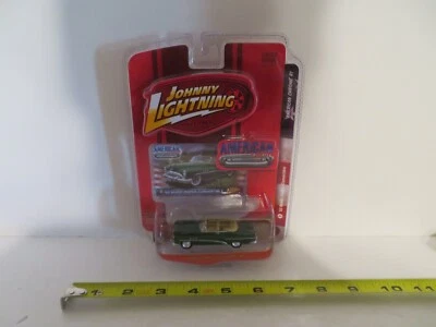 Buick Super Convertible 1953 Johnny Lightning R1 American Chrome verde 2008 nuevo en paquete Foto 1 de 4
