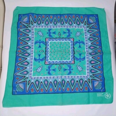 Pañuelo 100% Algodón 22" Tortuga Peces Tropicales Estampado Diseño De Colección Hecho en EE. UU. Foto 1 de 4