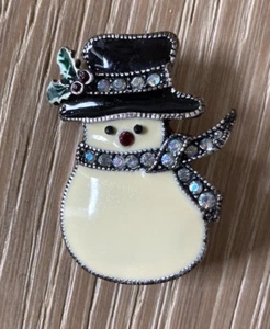Beautiful TC Brooch Pin Snowman Ivory Enamel Rhinestones Black Hat 1.5” Tall - Picture 1 of 4