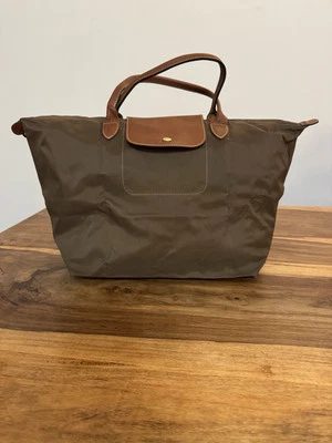 Longchamp - Le Pliage - Medium - Chocolate Brown  - Image 1 of 4