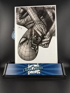 Amazing Spider-Man #1 C2E2 Mico Suayan Sorpresa Variante en blanco y negro - Casi nuevo - Imagen 1 de 3