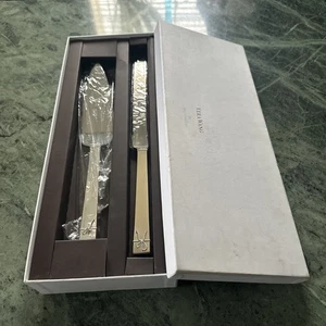 New Elegant Vera Wang Wedding Silver Server Knife Set Love Knots Design Holiday - Picture 1 of 13