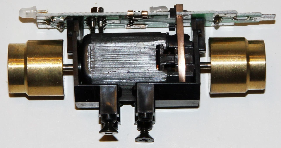 Kato GP35 SD40 SD45 Motor with Flywheels, Mounts & Circuit Board HO Scale - Image 1 of 2
