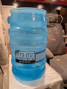 San Jamar Saf-T-Ice Plastic Ice-Tote, 6 Gallons, Blue - Picture 1 of 7