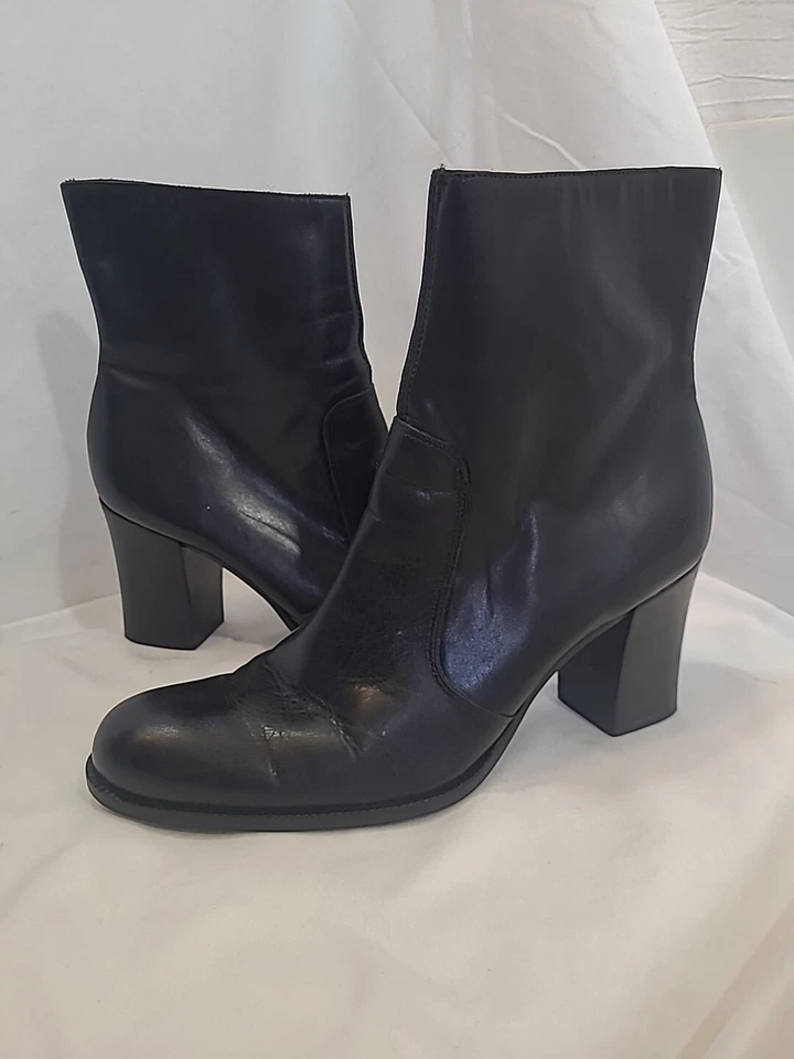 UNISA Leather Ankle Boots Women’s 7.5B  Black Brazil 2.5" Block Heel READ - Image 1 of 4