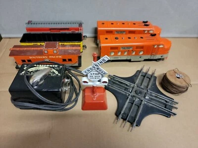 Locomotora diésel Marx 6000 Southern Pacific y piezas de autos diversos transformador como está Foto 1 de 4