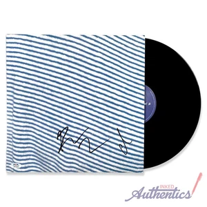 Wallows Signed Autographed Vinyl LP "Nothing Happens" PSA/DNA Authenticated - Picture 1 of 1