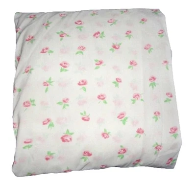 VINTAGE STEVENS COUNTRY PETITE ROSES CALICO PINK FLORAL (1) TWIN FITTED SHEET 7" - Image 1 of 4