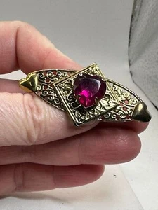 Bar Hearts Openwork Purple Rhinestones Heart Vintage Gold Brooch Pin M-4617 - Picture 1 of 3