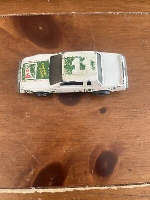 VINTAGE Hot Wheels DARRELL WALTRIP #11 MOUNTAIN DEW CHEVROLET 1982 RACE CAR RARE - Image 1 of 4