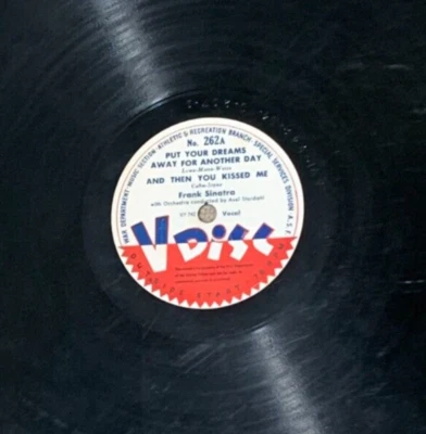 FRANK SINATRA /PUT YOUR DREAMS AWAY FOR ANOTHER DAY /WW2 78 RPM V-DISC RECORD A3 Foto 1 de 2