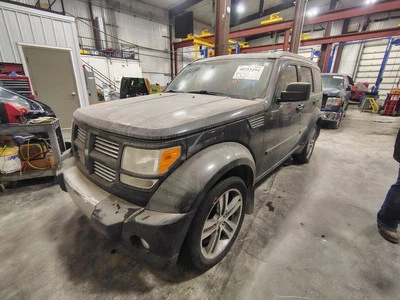 07 - 11 DODGE NITRO braço de controle inferior dianteiro lateral do motorista E860191 - Imagem 1 de 4