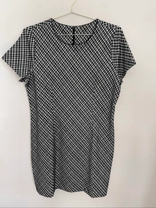 Spanx Women's Ponte Mini Dress In Jacquard Size Large NWT - Picture 1 of 8