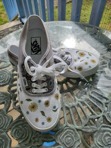 cute low top vans