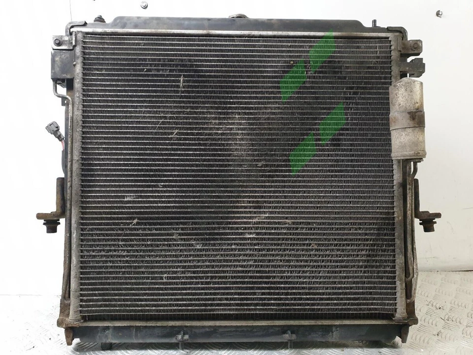 2009 NISSAN NAVARA 2.5L Diesel RADIATOR PACK 21410EB30A - Image 1 of 4