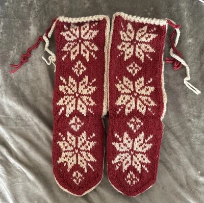 WOOLRICH Rojo Copo de Nieve Chalet Zapatilla Calcetines Tejidos a Mano Para Mujer Talla L 9-11 Foto 1 de 4