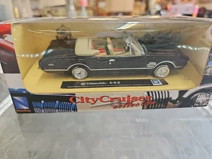 NewRay City Cruiser Oldsmobile 4-4-2 Convertible Black 1:43 Die Cast NIB - Picture 1 of 10