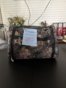 Vintage Skyway Floral Tapestry Travel Bag W/ Shoulder Strap Duffel Carry on - Picture 1 of 7