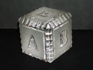 WATERFORD CRYSTAL PAPERWEIGHT - ABC Alphabet Block - Frosted - 2" Square - Picture 1 of 4