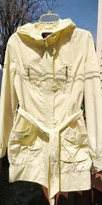 Womens Waterproof Hooded Raincoat Outdoor Light Yellow Wind Rain Coat Size M/L - Picture 1 of 9