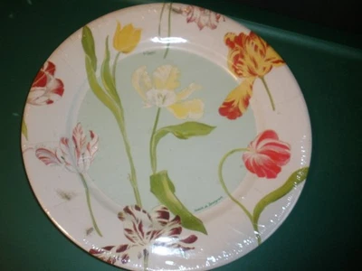 NEW Caspari 8 Paper Dinner Plates 10.5" Chelsea Floral - Image 1 of 3