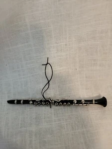 CLARINET CHRISTMAS ORNAMENT - Picture 1 of 4