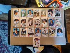Set 22 carte Topps Brighams Coca Cola Baseball Boston Red Sox 1982 buone condizioni - Foto 1 di 24