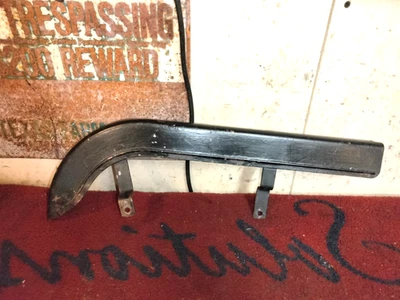 1972-1978 OEM Harley-Davidson Ironhead Sportster protetor de corrente traseira XLH XLCH - Imagem 1 de 4