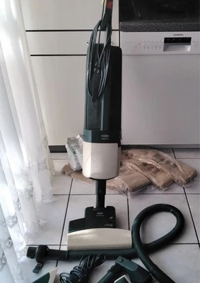 Vorwerk Staubsauger Kobold 121 mit Zubehör - Bild 1 von 3