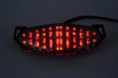 Luz traseira de freio LED com seta integrada Kawasaki 2009 -2011 ER650 ER-6N - Imagem 1 de 4