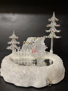 Vintage Acryl Schlittschuhteich leuchtet Farbwechsel Schlittschuhlaufen Schneemann JC Penney - Bild 1 von 20