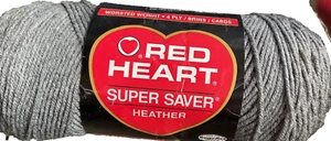 RED HEART YARN/6 OZ/GREY HEATHER/75 ACRYLIC/25 NYLON/4 WORSTED/FREE SHIPPING - Picture 1 of 3