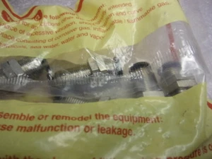 TPC PNEUMATICS Bulkhead Union - 1/4 " Inch Tube FST-T1/4-T1/4 STAINLESS - Picture 1 of 3
