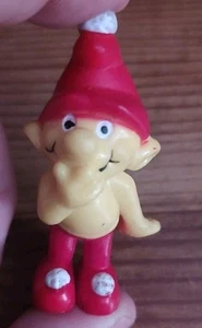 Vintage 1978 Empire Yellow Gnome Holding Nose Laughing Smurf Figure Price Drop! - Picture 1 of 4