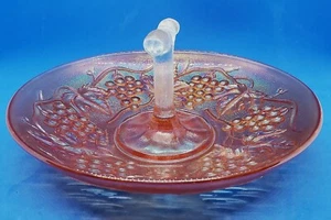 VINTAGE CARNIVAL GLASS IMPERIAL GRAPE COOKIE OR SANDWICH HOLDER/CADDY~9.5" DIAM. - Picture 1 of 6