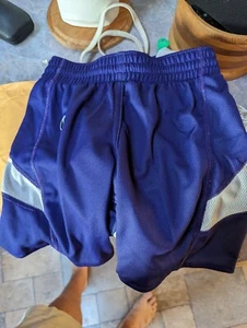 Holloway Brand Youth Shorts - Youth Small - Picture 1 of 4