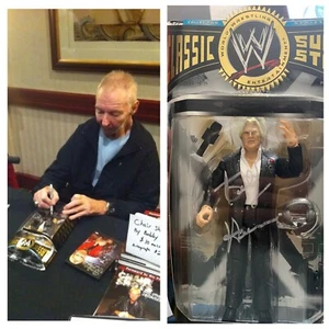 AUTOGRAPHED BOBBY THE BRAIN HEENAN CLASSIC FIGURE - Picture 1 of 3