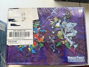 Culture Fly DC Comics World’s Finest The Collection Box Size 3XL NEW/SEALED! - Picture 1 of 2