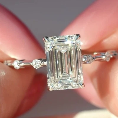 Emerald Cut Moissanite Unique Design Engagement Ring In 14K White Gold Plated - Изображение 1 из 4