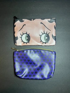 Lote de 2 bolsas de cosméticos de maquillaje Ipsy Betty Boop y negro púrpura estampado de corazón 5 x 7" - Imagen 1 de 8