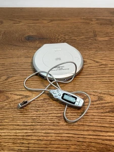 Hitachi DAP‑770 Super Slim CD Player – With Controller – No Batteries - Picture 1 of 10