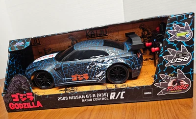 Jada Toys Godzilla 2009 Nissan GT-R (R35) R/C Car - Image 1 of 3