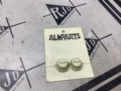 Botões de volume ALLPARTS Strat creme novo na caixa - Imagem 1 de 2