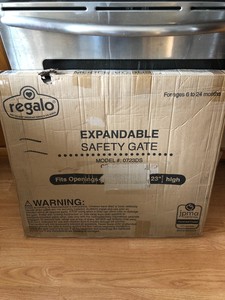 regalo plastic expandable safety gate